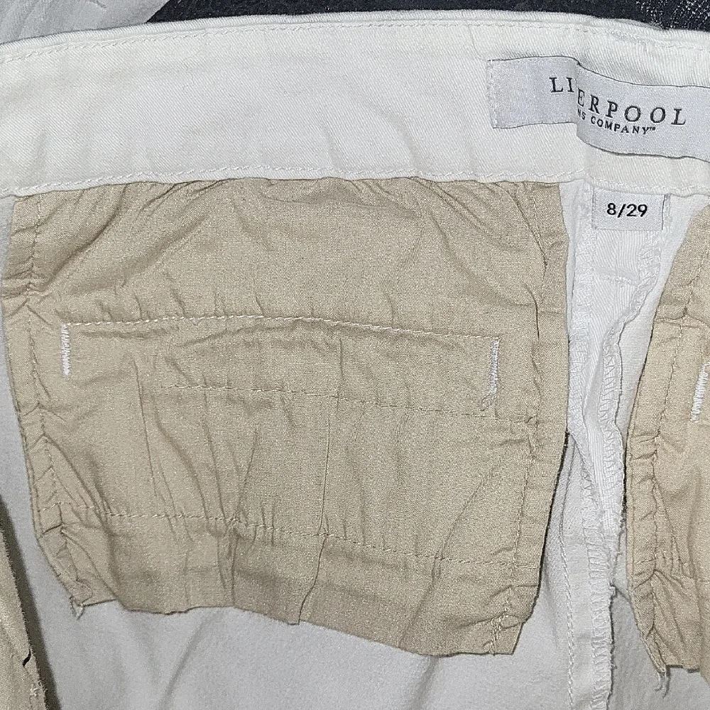 Liverpool White Summer Shorts Women's Size 8 29 Cuffed Mid Rise Classic cotton